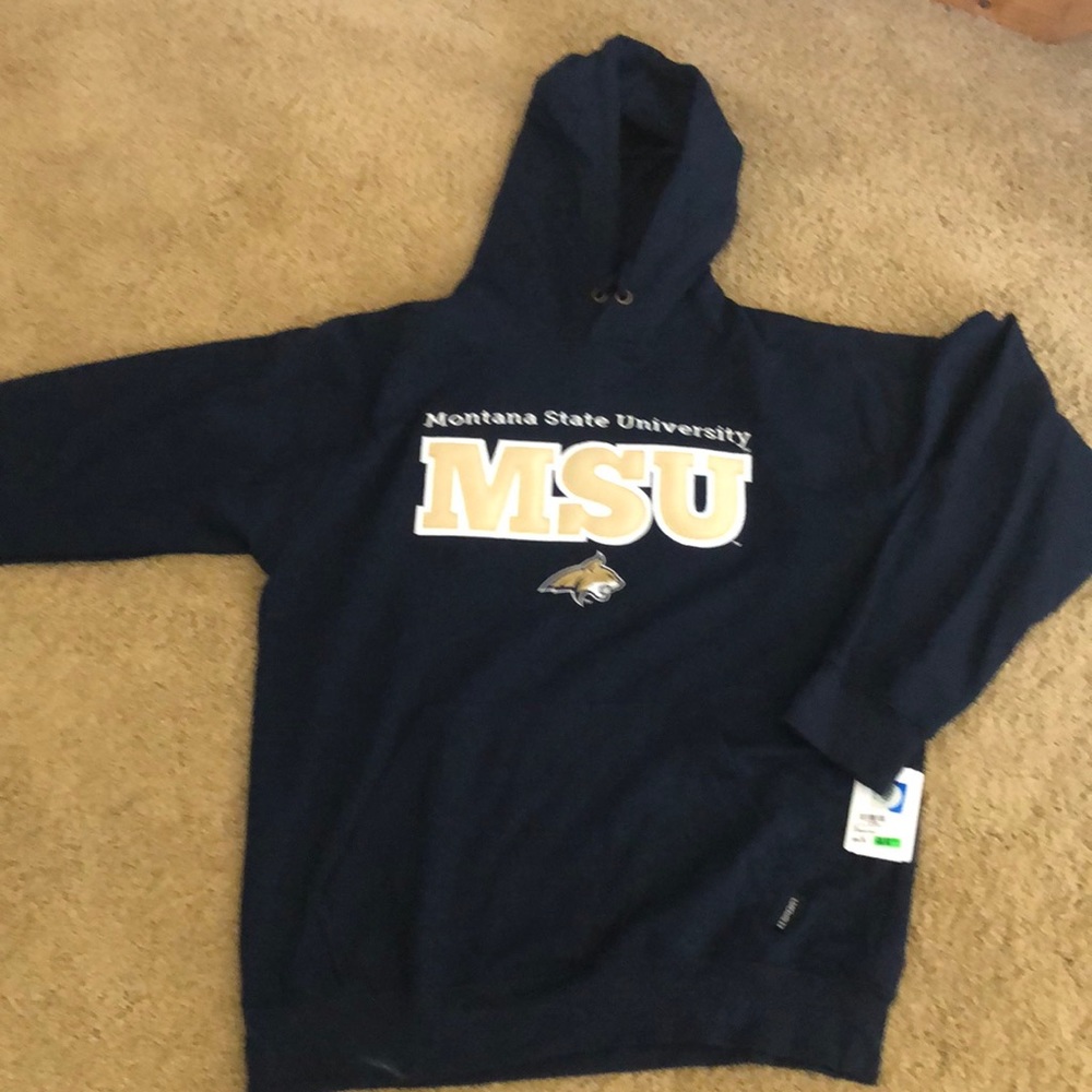 M hooded sweatshirt